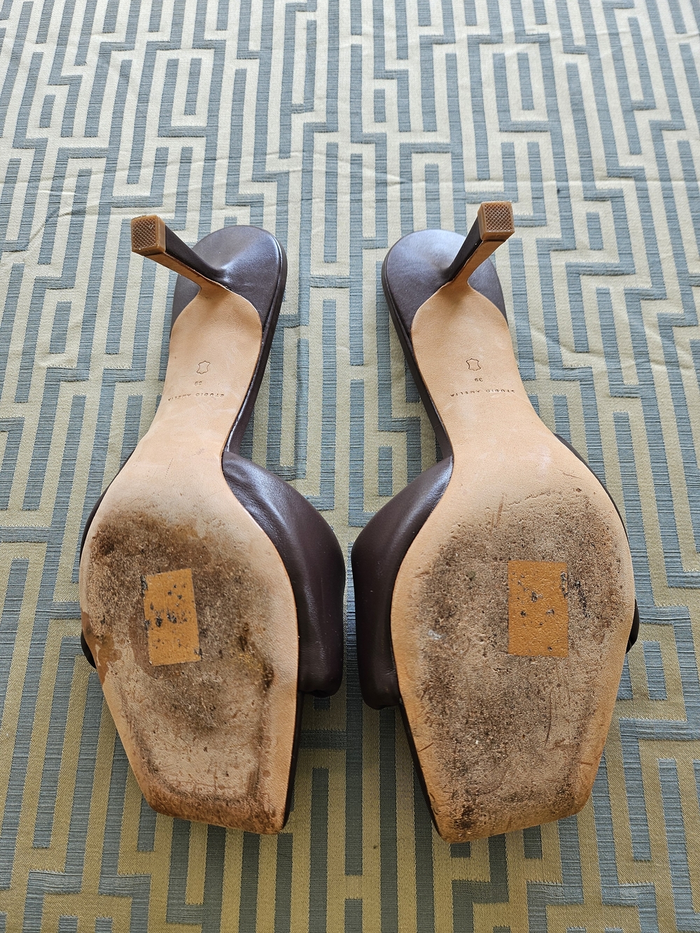 STUDIO AMELIA Dark Brown Twisted Leather Slide Mules - Picture 2 of 3